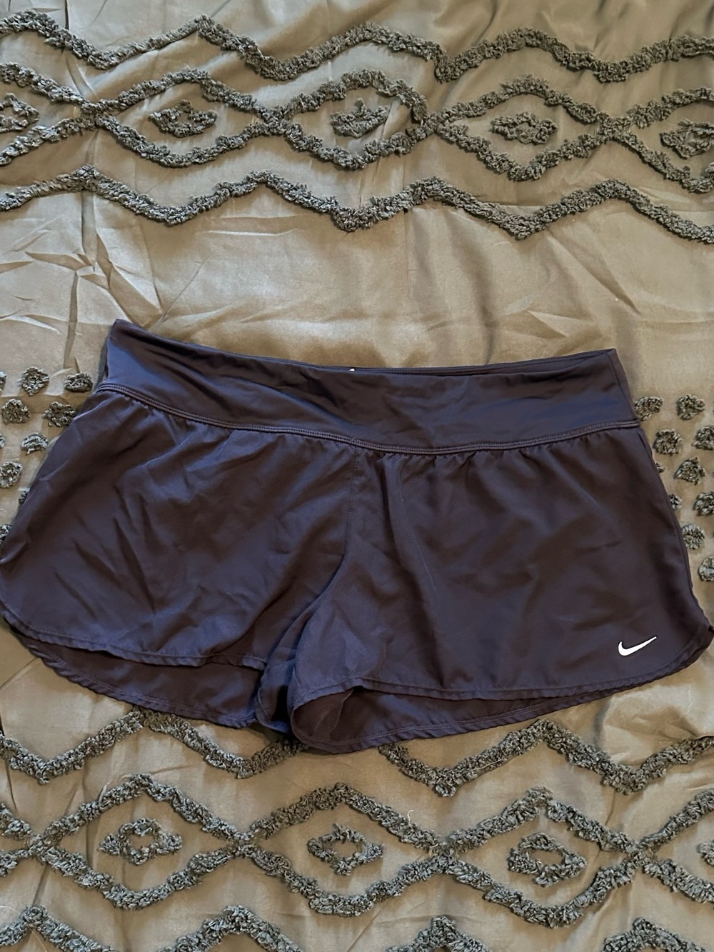 Nike Women's Black Athletic Shorts with Swoosh Sz XL